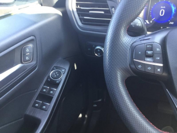 Photo 18 du bon plan FORD Kuga 2.5 Duratec 190ch FHEV E85 ST-Line X BVA occasion à 28990 €