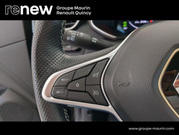Photo 16 du bon plan RENAULT Clio 1.6 E-Tech hybride 145ch Engineered occasion à 22990 €
