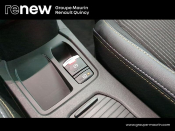 Photo 20 du bon plan RENAULT Clio 1.6 E-Tech hybride 145ch Engineered occasion à 22990 €