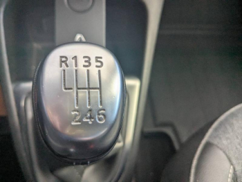 Photo 7 du bon plan RENAULT Captur 1.3 TCe 130ch FAP Intens occasion à 13790 €