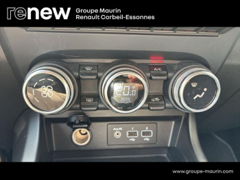 Photo 21 du bon plan RENAULT Arkana 1.6 E-Tech hybride 145ch Techno -22 occasion à 23990 €