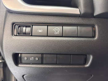 Photo 12 du bon plan NISSAN Qashqai 1.3 Mild Hybrid 158ch N-Connecta Xtronic occasion à 23990 €