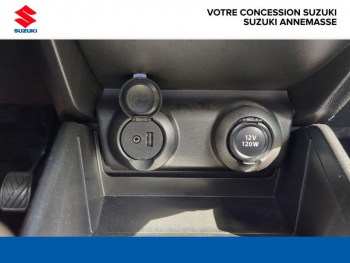 Photo 21 du bon plan SUZUKI Swift 1.2 Dualjet Hybrid 83ch Pack AllGrip occasion à 15790 €
