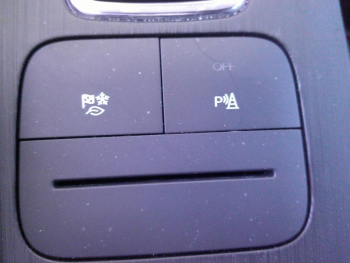 Photo 14 du bon plan FORD Kuga 2.5 Duratec 190ch Hybrid FlexiFuel Titanium Powershift occasion à 28900 €
