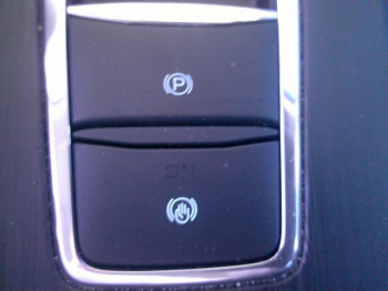 Photo 15 du bon plan FORD Kuga 2.5 Duratec 190ch Hybrid FlexiFuel Titanium Powershift occasion à 28900 €