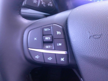 Photo 16 du bon plan FORD Kuga 2.5 Duratec 190ch Hybrid FlexiFuel Titanium Powershift occasion à 28900 €