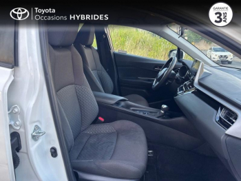 Photo 6 du bon plan TOYOTA C-HR 122h Dynamic 2WD E-CVT MY20 occasion à 19990 €