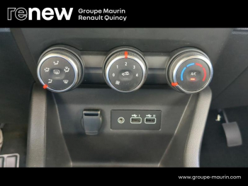 Photo 19 du bon plan RENAULT Clio 1.0 TCe 90ch Evolution - 24 occasion à 15890 €