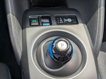 Photo 14 du bon plan NISSAN Leaf 150ch 40kWh Acenta 21.5 occasion à 14890 €