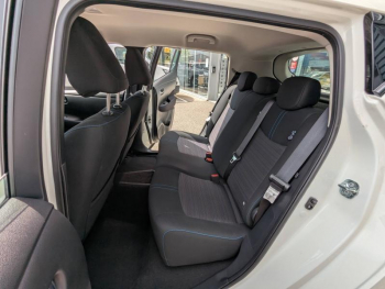 Photo 20 du bon plan NISSAN Leaf 150ch 40kWh Acenta 21.5 occasion à 14890 €