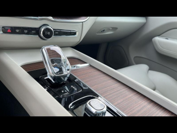 Photo 14 du bon plan VOLVO XC60 B4 AdBlue AWD 197ch Inscription Luxe Geartronic occasion à 29900 €