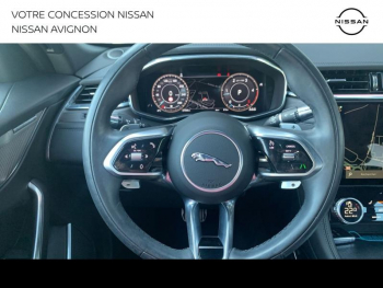 Photo 8 du bon plan JAGUAR F-Pace D200 MHEV R-Dynamic SE BVA8 AWD occasion à 49990 €