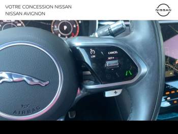 Photo 30 du bon plan JAGUAR F-Pace D200 MHEV R-Dynamic SE BVA8 AWD occasion à 49990 €