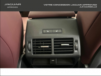 Photo 15 du bon plan JAGUAR E-Pace P300e PHEV R-Dynamic HSE BVA AWD occasion à 52990 €