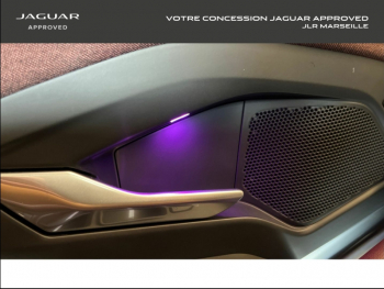 Photo 23 du bon plan JAGUAR E-Pace P300e PHEV R-Dynamic HSE BVA AWD occasion à 52990 €