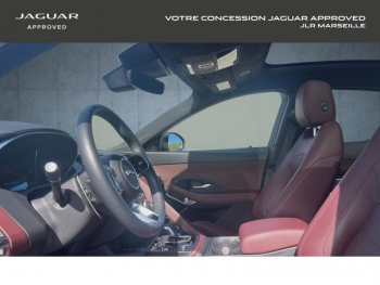 Photo 40 du bon plan JAGUAR E-Pace P300e PHEV R-Dynamic HSE BVA AWD occasion à 52990 €
