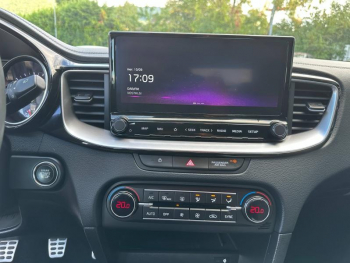 Photo 14 du bon plan KIA XCeed 1.5 T-GDi 140ch Active occasion à 22990 €