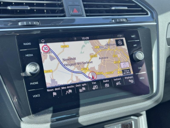 Photo 15 du bon plan VOLKSWAGEN Tiguan 1.5 TSI EVO 150ch Confortline DSG7 Euro6d-T occasion à 22990 €