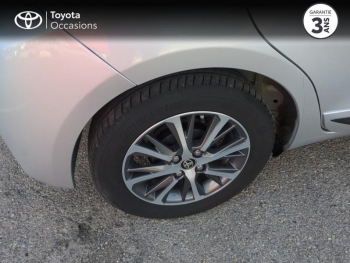 Photo 16 du bon plan TOYOTA Yaris 70 VVT-i Design CONFORT NAV.  5p MY19 occasion à 12980 €