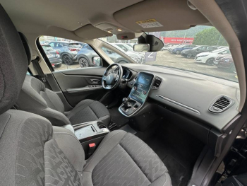 Photo 8 du bon plan RENAULT Grand Scenic 1.6 dCi 130ch Energy Limited occasion à 15990 €