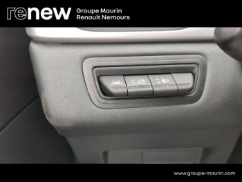 Photo 22 du bon plan RENAULT Captur 1.6 E-Tech hybride 145ch Zen -21 occasion à 18900 €