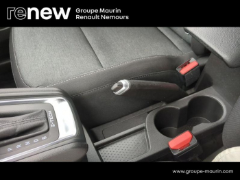 Photo 31 du bon plan RENAULT Captur 1.6 E-Tech hybride 145ch Zen -21 occasion à 18900 €