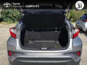Photo 10 du bon plan TOYOTA C-HR 122h Design 2WD E-CVT RC18 occasion à 16590 €
