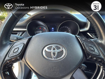 Photo 13 du bon plan TOYOTA C-HR 122h Design 2WD E-CVT RC18 occasion à 16590 €