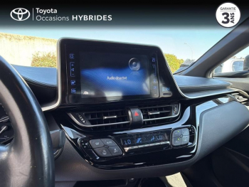 Photo 15 du bon plan TOYOTA C-HR 122h Design 2WD E-CVT RC18 occasion à 16590 €