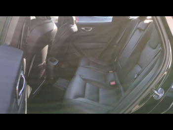 Photo 6 du bon plan VOLVO XC60 T6 Hybride Rechargeable 253 + 145ch Plus Style Chrome Geartronic 8 AWD occasion à 50900 €