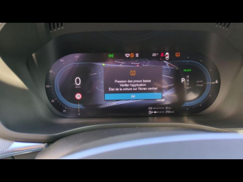 Photo 17 du bon plan VOLVO XC60 T6 Hybride Rechargeable 253 + 145ch Plus Style Chrome Geartronic 8 AWD occasion à 50900 €