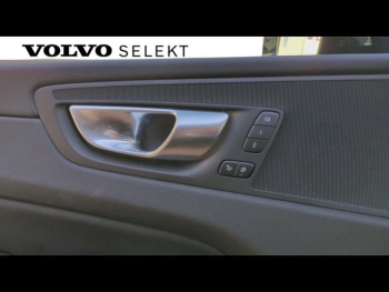 Photo 22 du bon plan VOLVO XC60 T6 Hybride Rechargeable 253 + 145ch Plus Style Chrome Geartronic 8 AWD occasion à 50900 €
