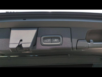 Photo 8 du bon plan VOLVO XC60 T6 Hybride Rechargeable 350ch Utra Style Chrome Geartronic 8 AWD occasion à 73400 €