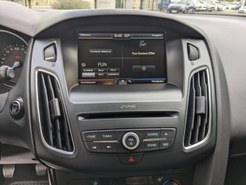 Photo 7 du bon plan FORD Focus 1.0 EcoBoost 100ch Stop&Start Business Nav 99g occasion à 10990 €