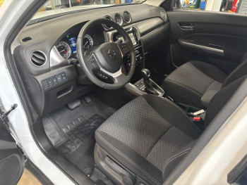 Photo 2 du bon plan SUZUKI Vitara 1.5 Dualjet Hybrid 115ch PrivilÃ¨ge Auto occasion à 18990 €