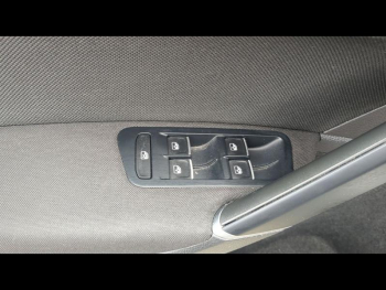 Photo 9 du bon plan VOLKSWAGEN Golf 1.4 eHybrid 245ch GTE DSG6 occasion à 22990 €
