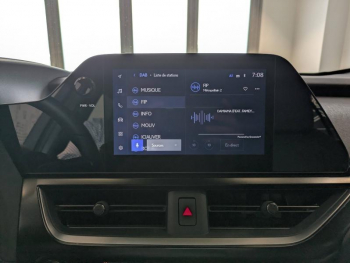 Photo 7 du bon plan LEXUS UX 250h Pack Business 2WD occasion à 25490 €