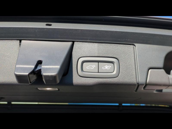 Photo 8 du bon plan VOLVO XC60 T8 Hybride Rechargeable 455ch Ultra Style Dark Geartronic 8 AWD occasion à 81700 €