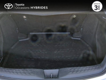 Photo 10 du bon plan TOYOTA C-HR 122h Design 2WD E-CVT RC18 occasion à 17990 €