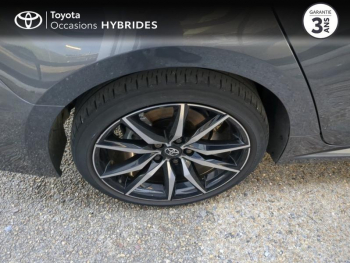 Photo 16 du bon plan TOYOTA Corolla Touring Spt 1.8 140ch GR Sport MY24 occasion à 30990 €