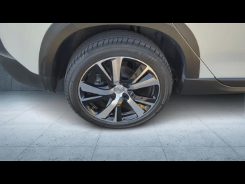 Photo 18 du bon plan PEUGEOT 2008 1.2 PureTech 110ch E6.c GT Line S&S EAT6 occasion à 13900 €