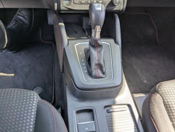 Photo 15 du bon plan FORD Focus 1.0 Flexifuel mHEV 125ch ST-Line X Powershift occasion à 27401 €