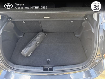 Photo 10 du bon plan TOYOTA Yaris 116h Design 5p MY22 occasion à 20990 €