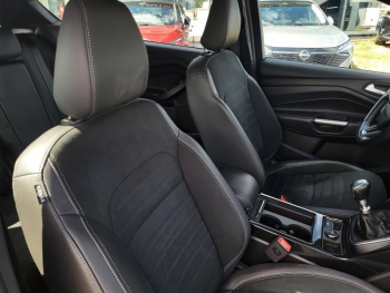 Photo 4 du bon plan FORD Kuga 1.5 TDCi 120ch  ST-Line Black & Silver 4x2 occasion à 15990 €