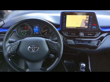 Photo 11 du bon plan TOYOTA C-HR 122h Graphic 2WD E-CVT occasion à 18900 €
