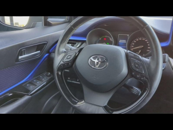 Photo 13 du bon plan TOYOTA C-HR 122h Graphic 2WD E-CVT occasion à 18900 €