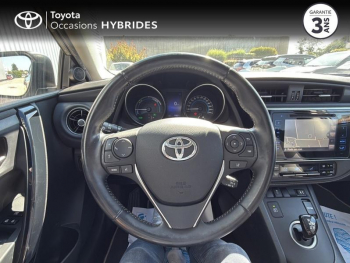 Photo 9 du bon plan TOYOTA Auris HSD 136h Design occasion à 16490 €