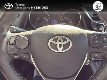 Photo 13 du bon plan TOYOTA Auris HSD 136h Design occasion à 16490 €