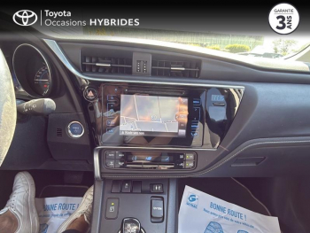 Photo 15 du bon plan TOYOTA Auris HSD 136h Design occasion à 16490 €