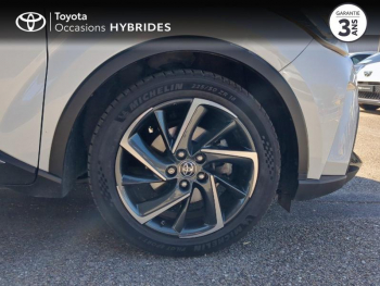 Photo 16 du bon plan TOYOTA C-HR 122h Graphic 2WD E-CVT MY20 occasion à 21490 €